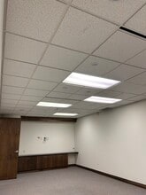 5500 N Service Rd, Burlington, ON for lease Interior Photo- Image 2 of 12