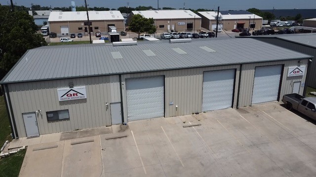 1834 Ferguson Ln, Austin, TX for lease - Building Photo - Image 2 of 5