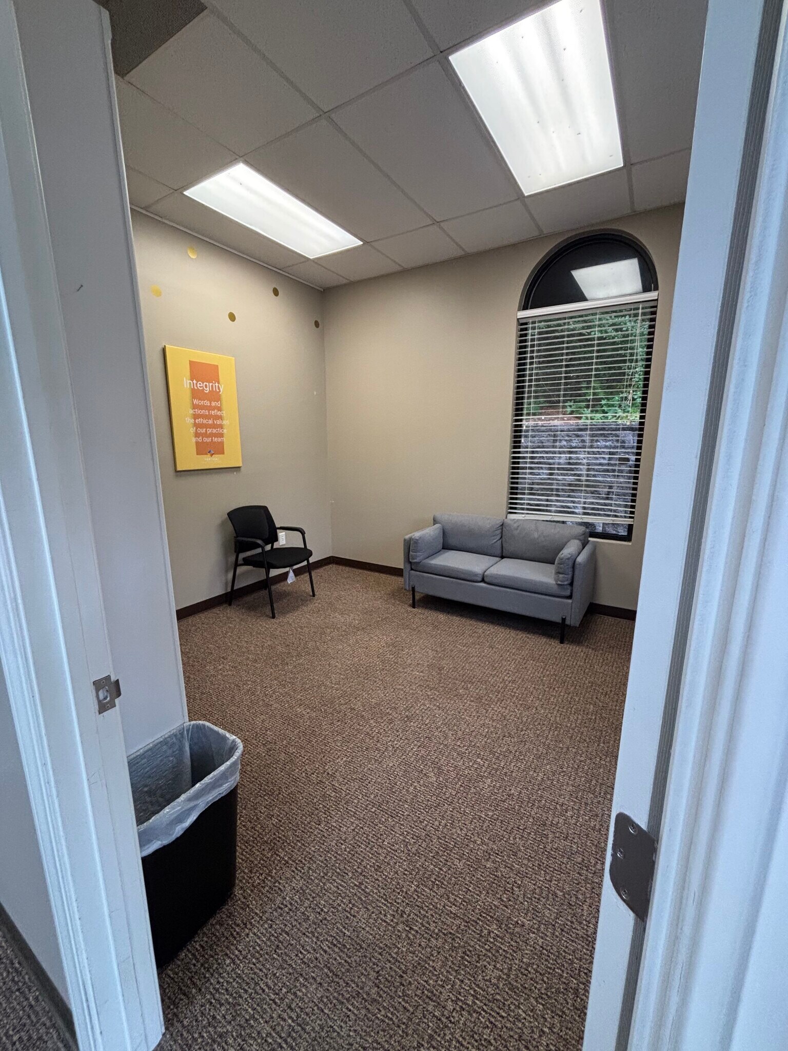 108 Oak Park Dr, Irmo, SC for lease Interior Photo- Image 1 of 23