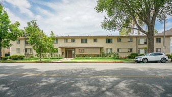 275 S Marengo Ave, Pasadena CA - Theater