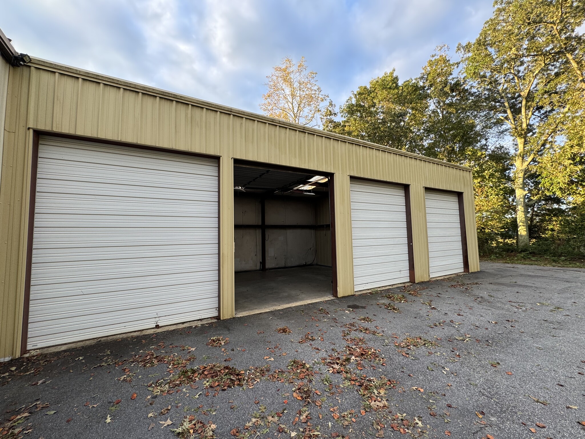 2260 Powdersville Rd, Easley, SC for lease Building Photo- Image 1 of 2