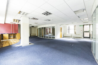 123-129 Grays Inn Rd, London for lease Interior Photo- Image 2 of 5