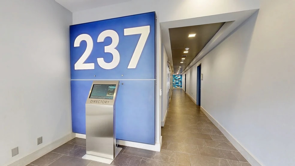 235-237 Mamaroneck Ave, White Plains, NY for lease - Matterport 3D Scan - Image 3 of 28