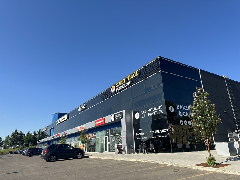 4432 Calgary Trl NW, Edmonton, AB for lease - Building Photo - Image 3 of 6