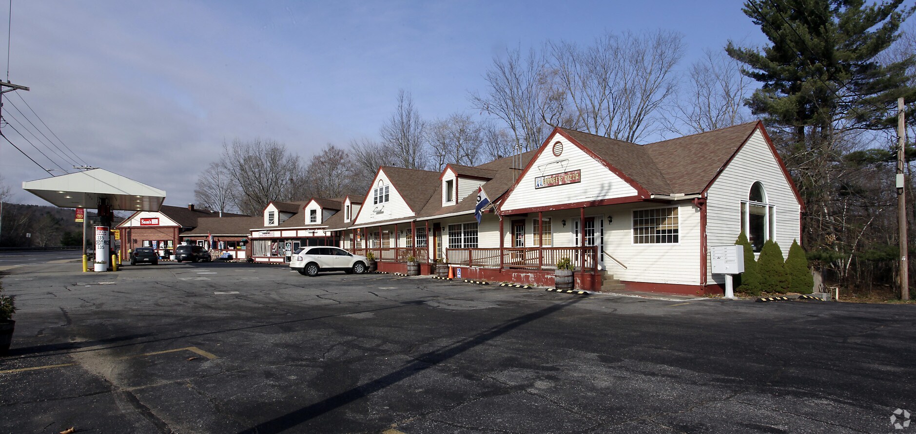 392398 Main St, Sturbridge, MA 01566