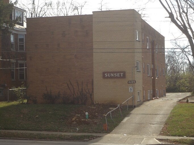 4105 W 8th St, Cincinnati, OH for sale - Primary Photo - Image 1 of 1