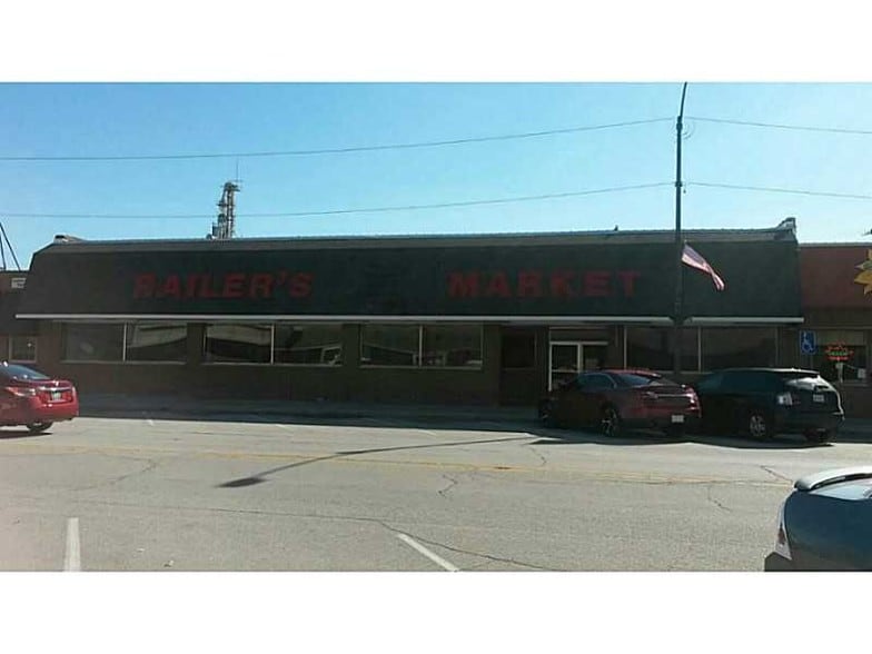 122 E Main St, Thorntown, IN for sale - Primary Photo - Image 1 of 1