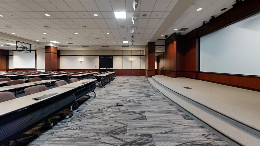 Dual Class A Offices w/ Strong Upside portfolio of 2 properties for sale on LoopNet.com - Matterport 3D Scan - Image 2 of 46