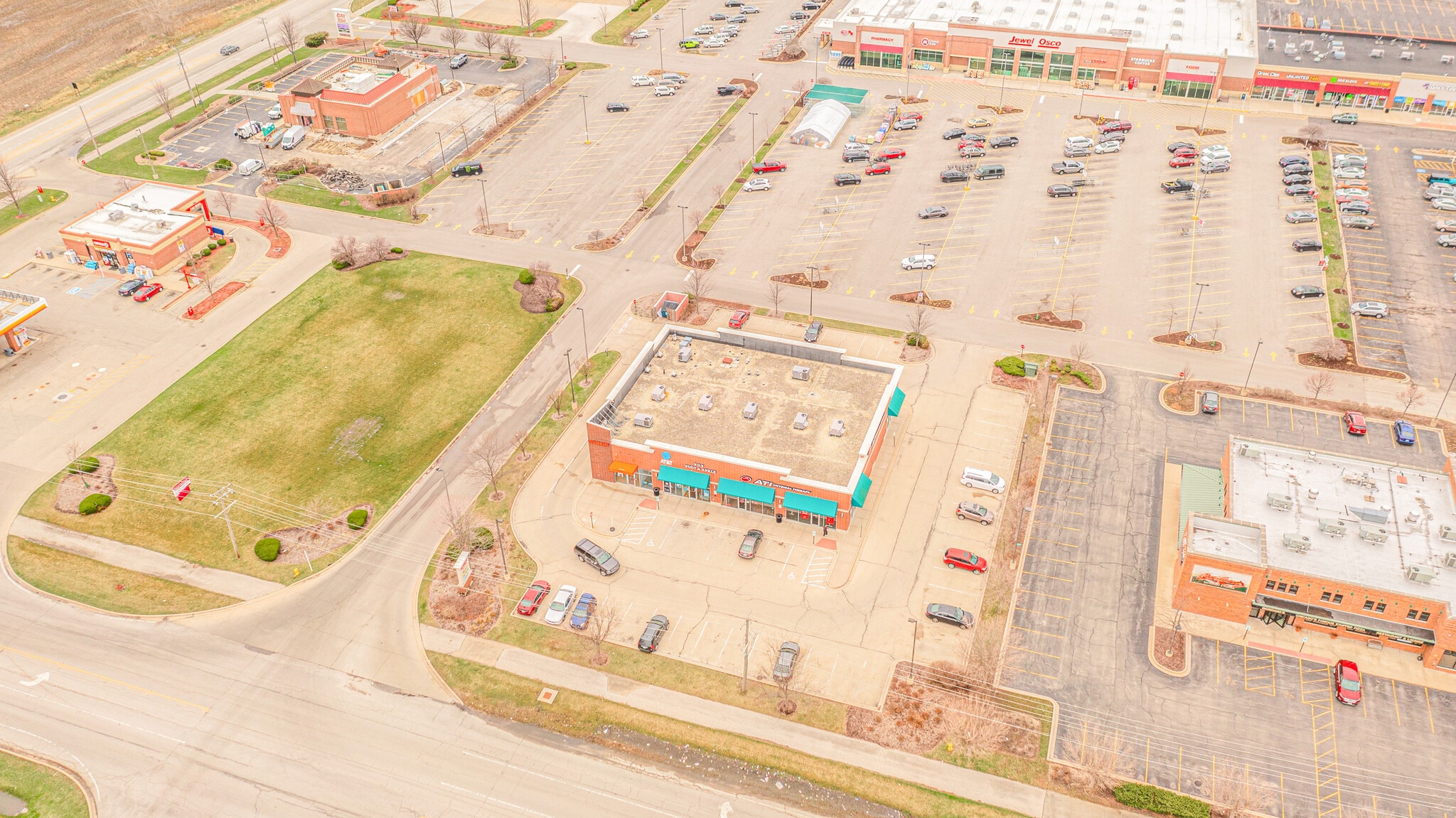 2081-2091 Ridge Rd, Minooka, IL for lease Interior Photo- Image 1 of 3