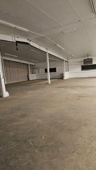 2127 Cadys Falls Rd, Morristown, VT for lease - Building Photo - Image 2 of 4