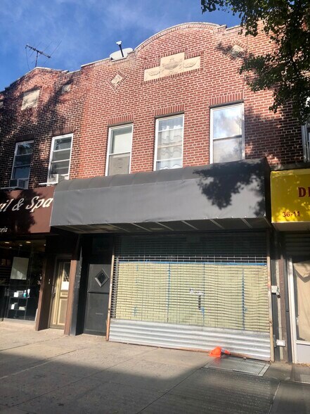 3609 Ditmars Blvd, Astoria, NY for sale - Primary Photo - Image 1 of 1