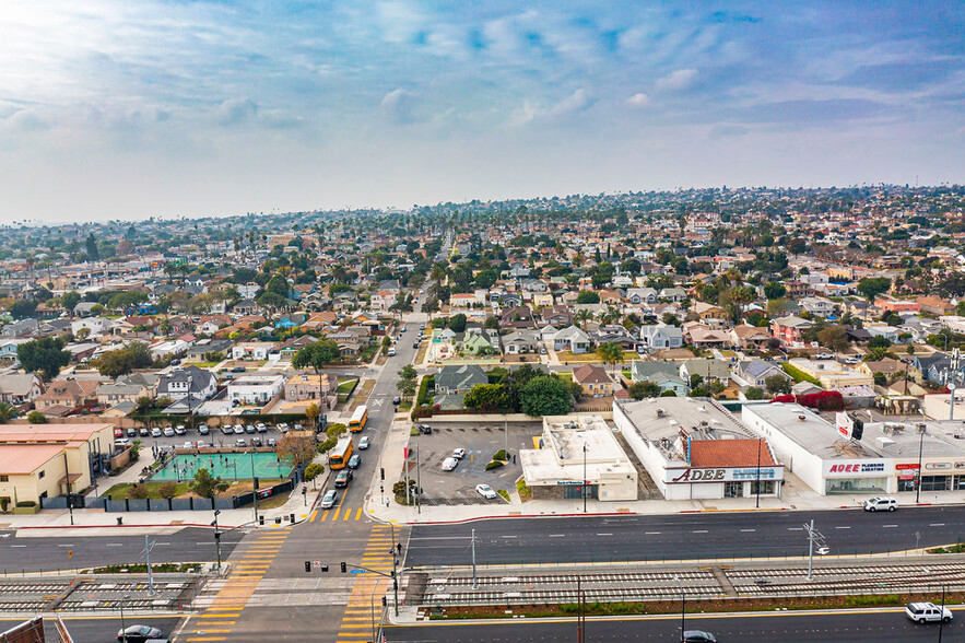 5471 Crenshaw Blvd, Los Angeles, CA for sale - Building Photo - Image 2 of 6