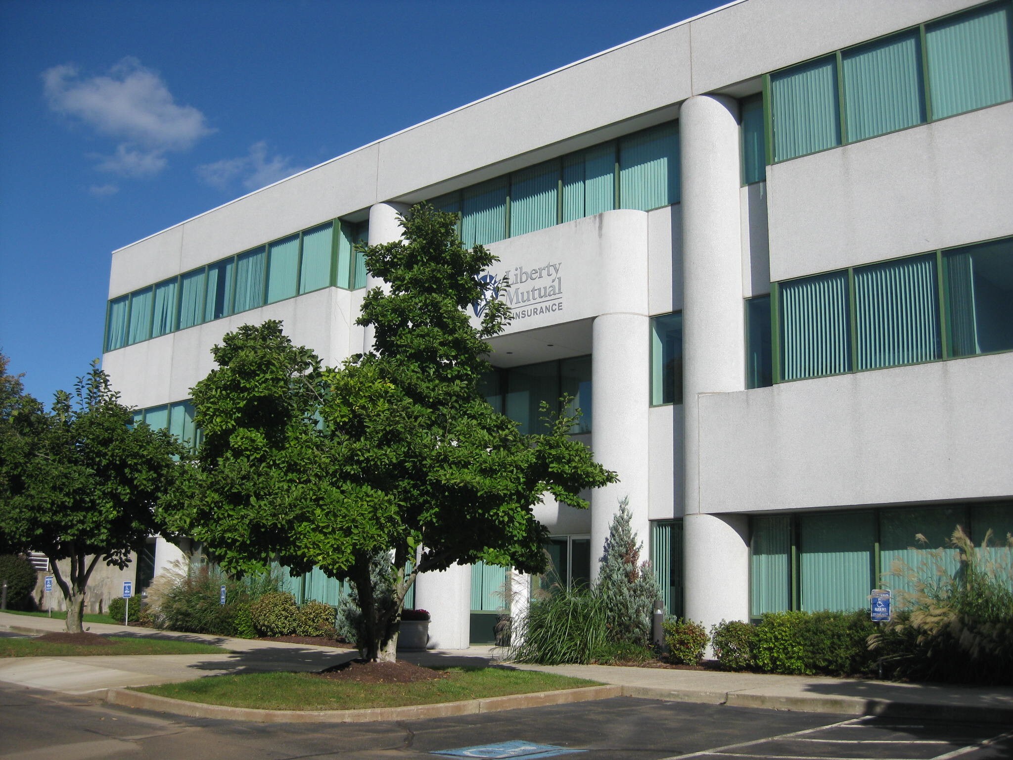 101 Barnes Rd, Wallingford, CT 06492