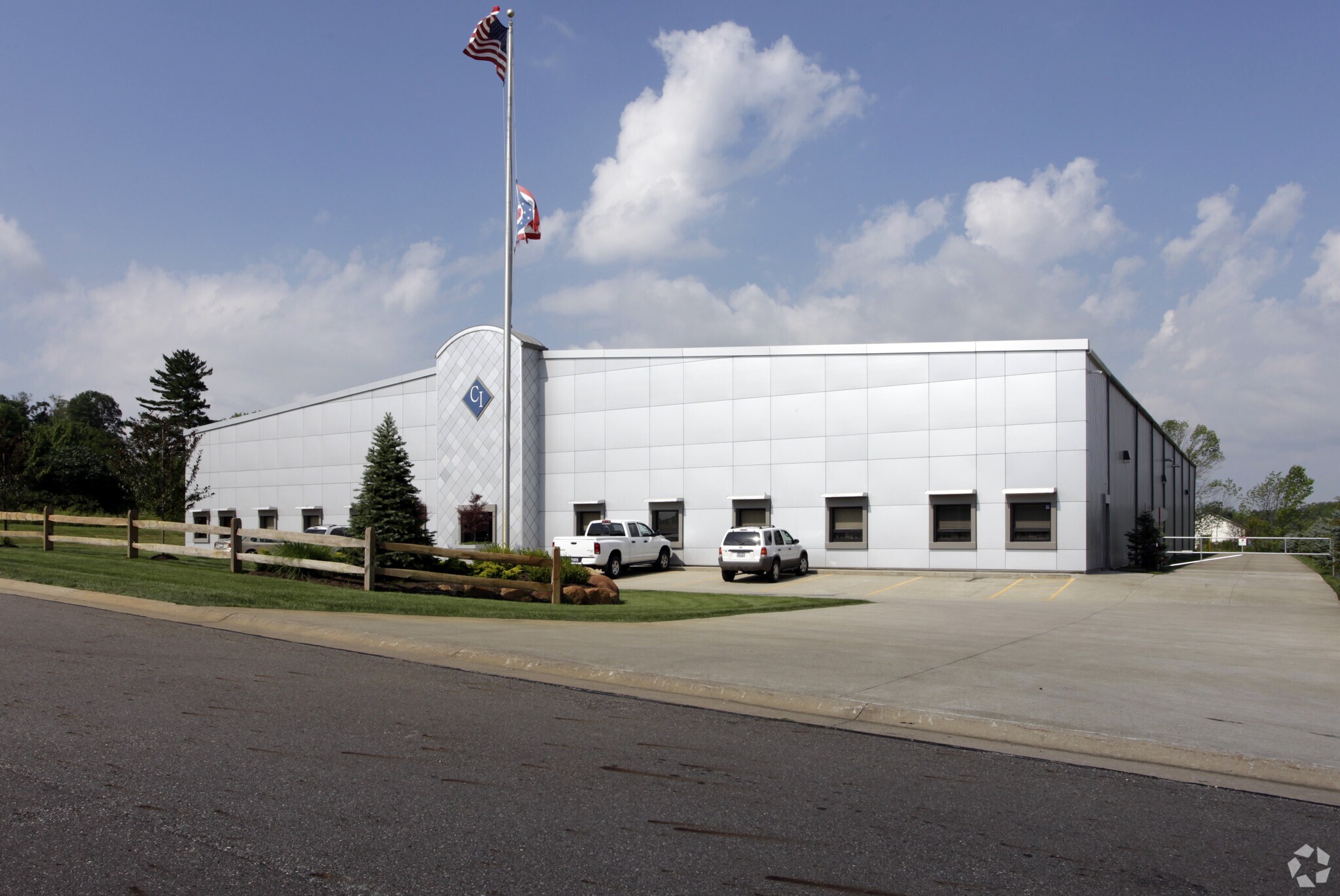 11733 Timber Pointe Trl, Mantua, OH for sale Primary Photo- Image 1 of 1