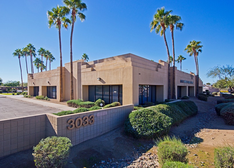 3033 W Bell Rd, Phoenix, AZ for lease - Primary Photo - Image 3 of 5