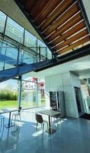 66 Chemin Du Moulin Carron, Dardilly for lease Interior Photo- Image 2 of 6