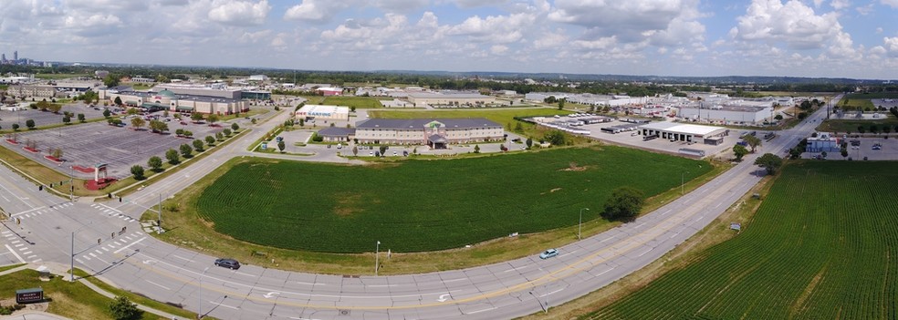 S 32nd & 23rd Ave, Council Bluffs, IA for sale - Building Photo - Image 3 of 4