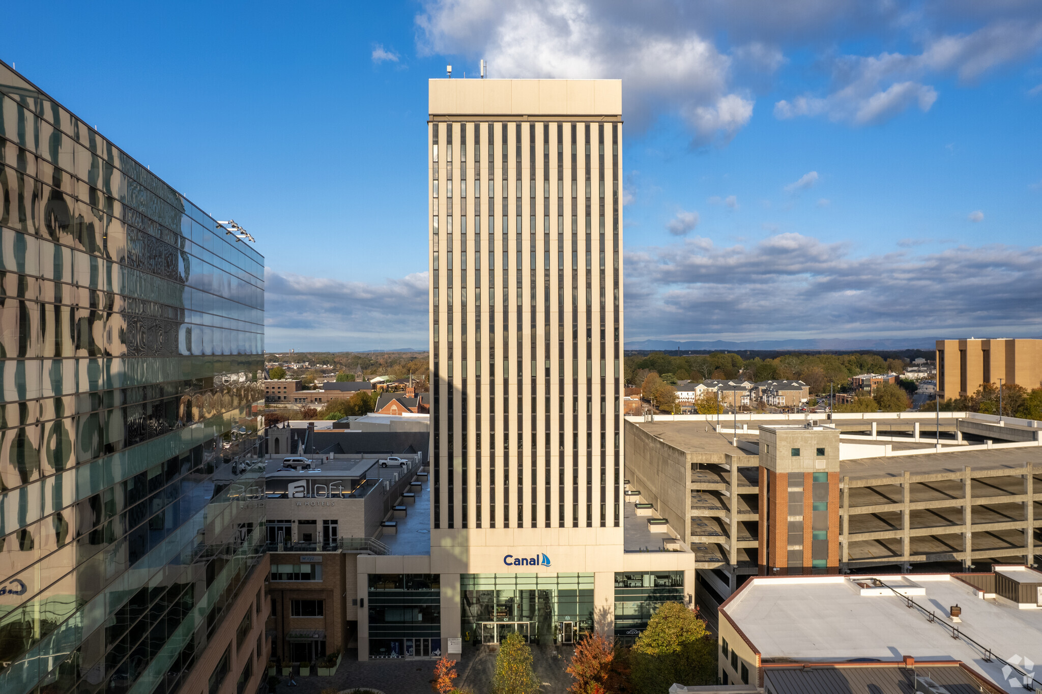 101 N Main St, Greenville, SC for lease Primary Photo- Image 1 of 25