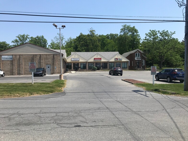 1645-1655 Hausman Rd, Allentown, PA for lease - Building Photo - Image 2 of 4