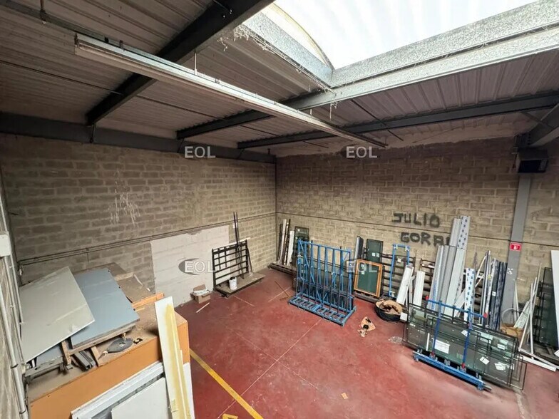 Flex in Noisiel for lease - Building Photo - Image 3 of 12