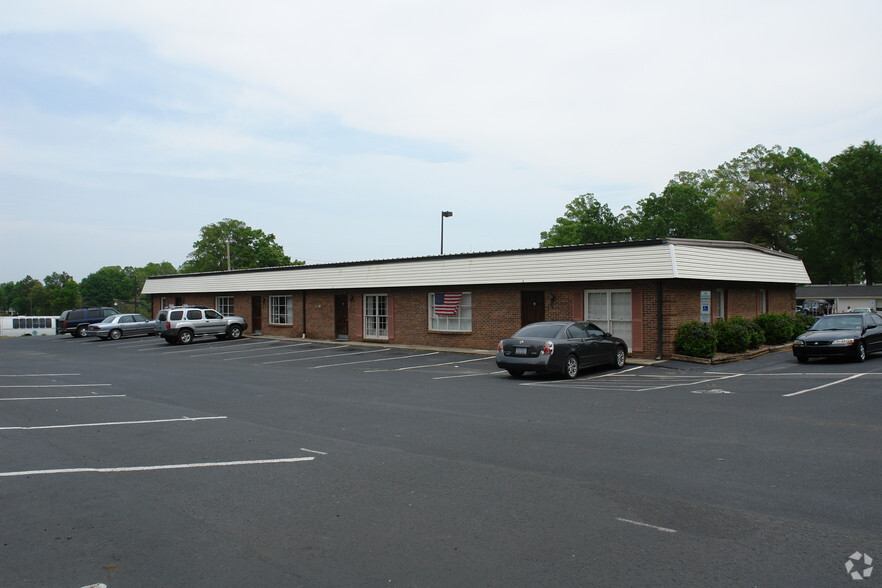 1305-1307 E Franklin St, Monroe, NC for sale - Primary Photo - Image 1 of 1