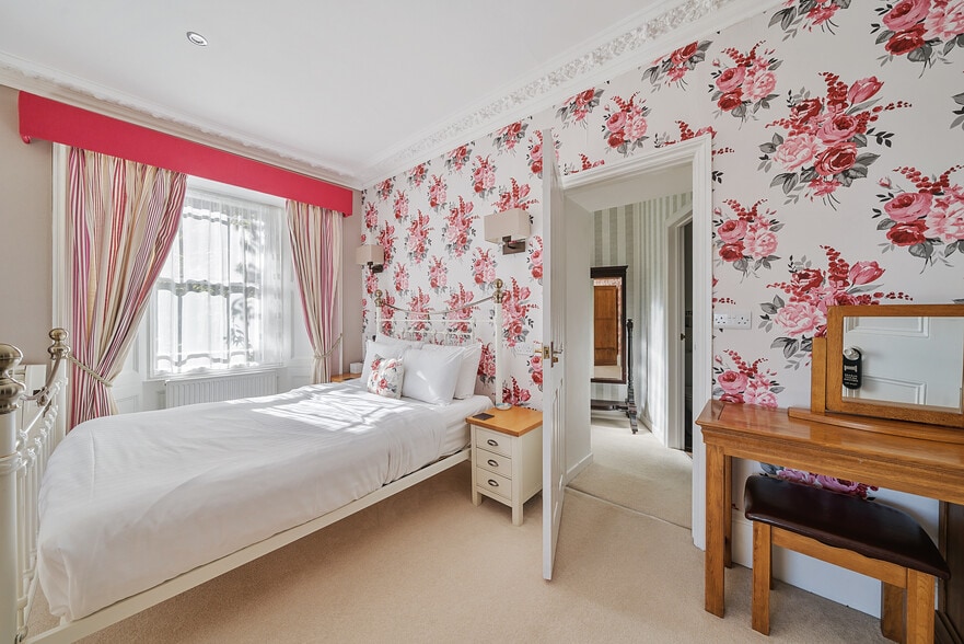 North Walk, Lynton for sale - Building Photo - Image 2 of 10