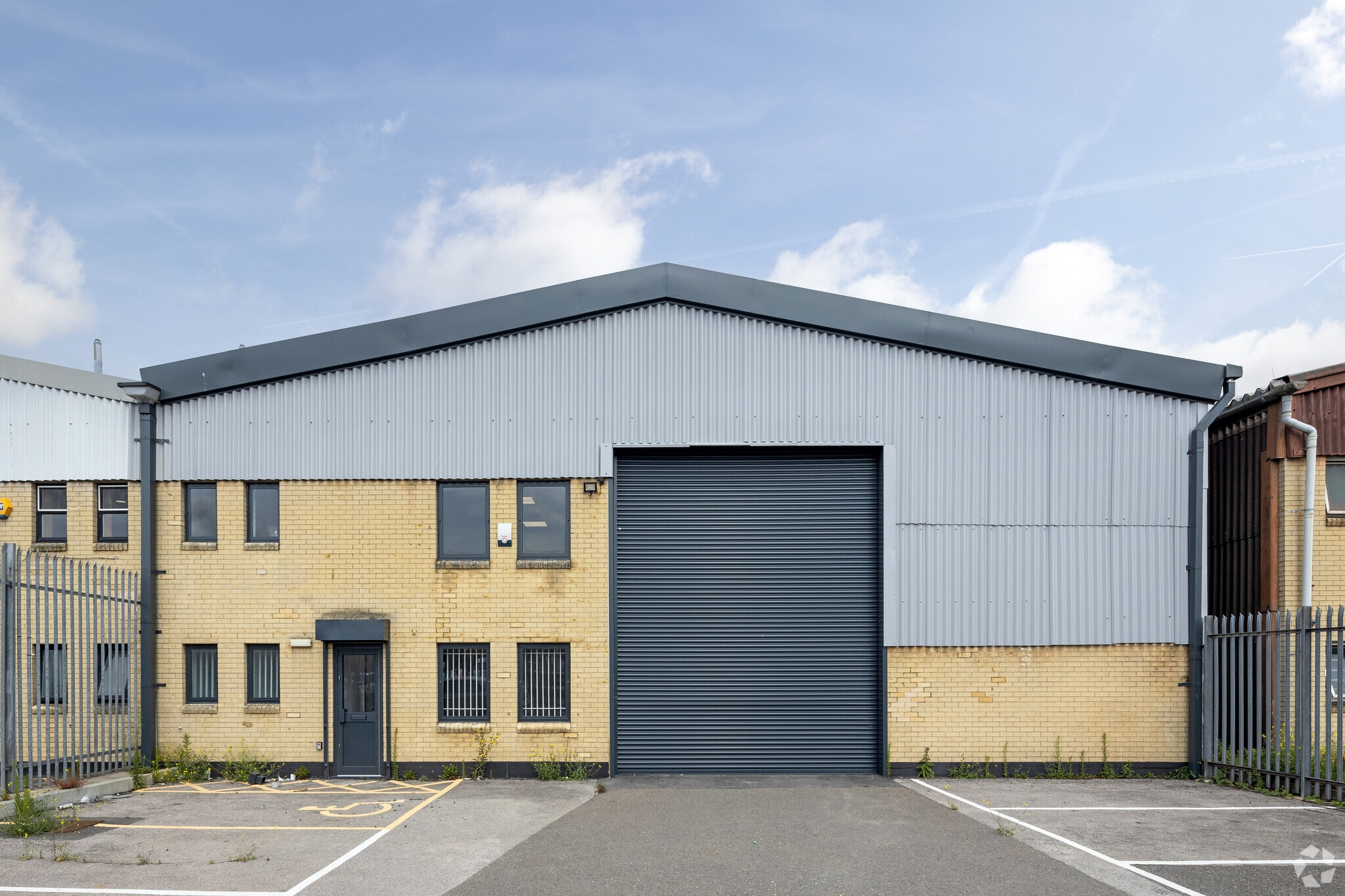 Redburn Industrial Estate, Enfield for lease Building Photo- Image 1 of 9
