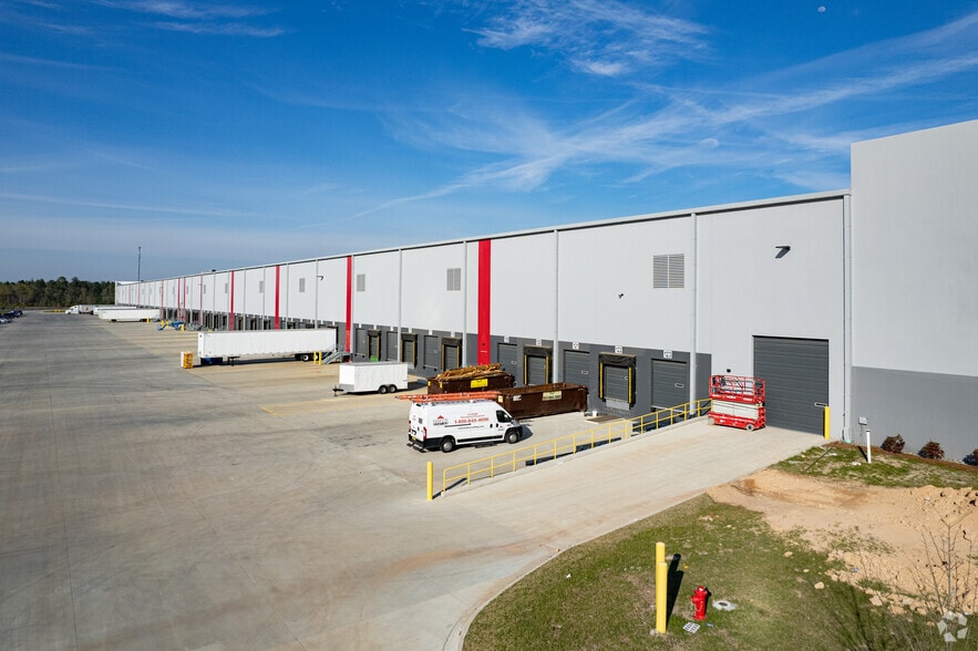 1338 Interstate Centre Blvd, Ellabell, GA for lease - Building Photo - Image 2 of 7