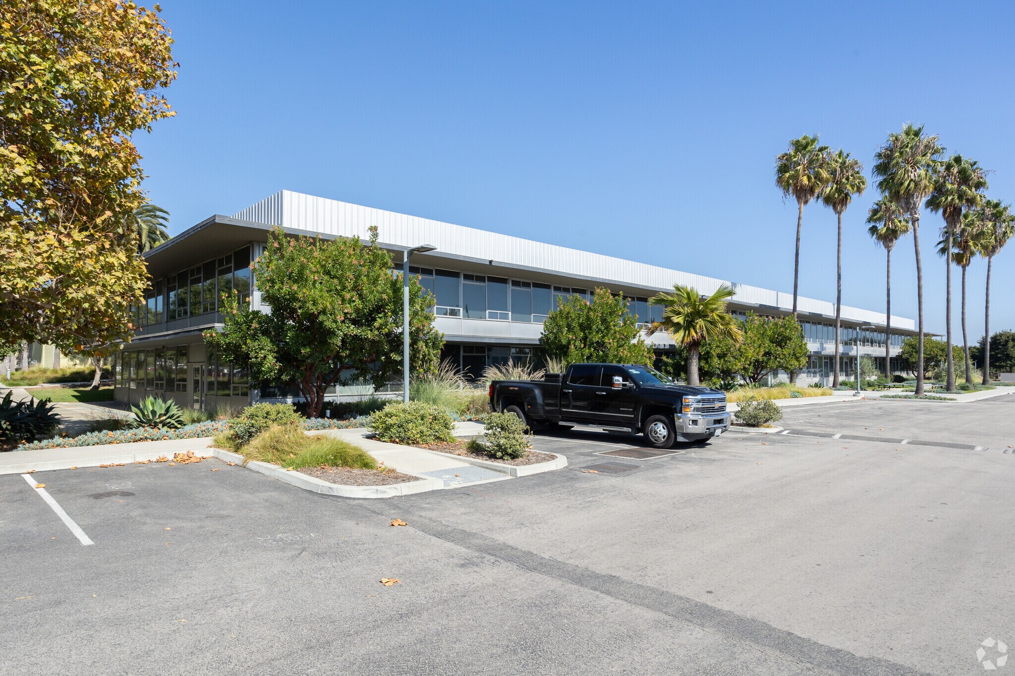 6750 Navigator Way, Goleta, CA for sale Primary Photo- Image 1 of 1