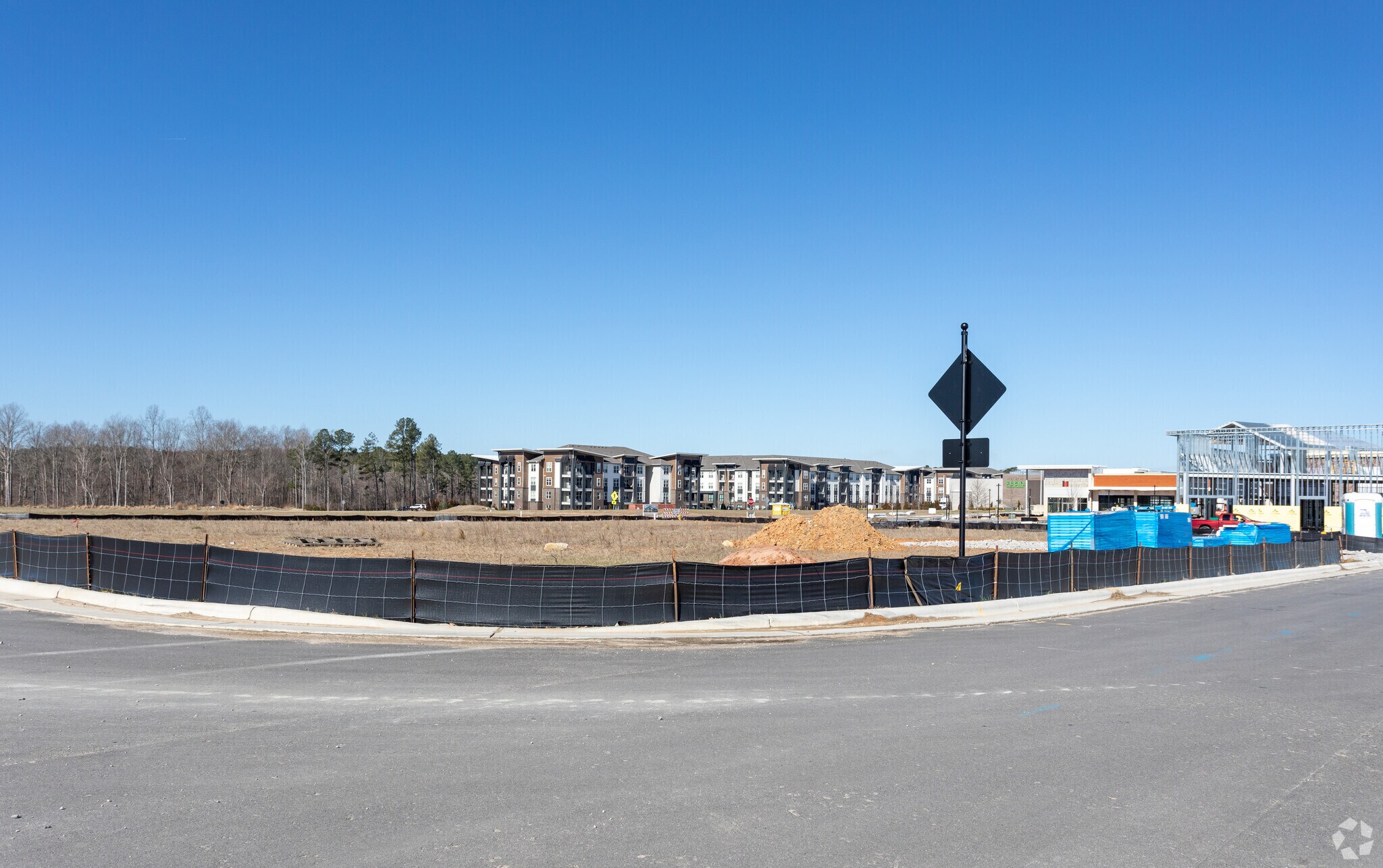 2210 Big Falls Dr, Wendell, NC for sale Primary Photo- Image 1 of 9