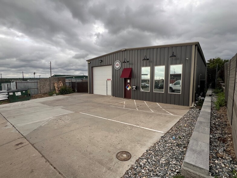 1820 W Baker Ave, Englewood, CO for lease - Building Photo - Image 2 of 10