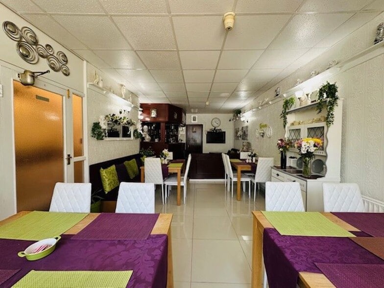 29 Reads Ave, Blackpool for sale - Interior Photo - Image 2 of 6