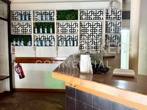 Retail in Madrid, Madrid for lease Interior Photo- Image 2 of 7