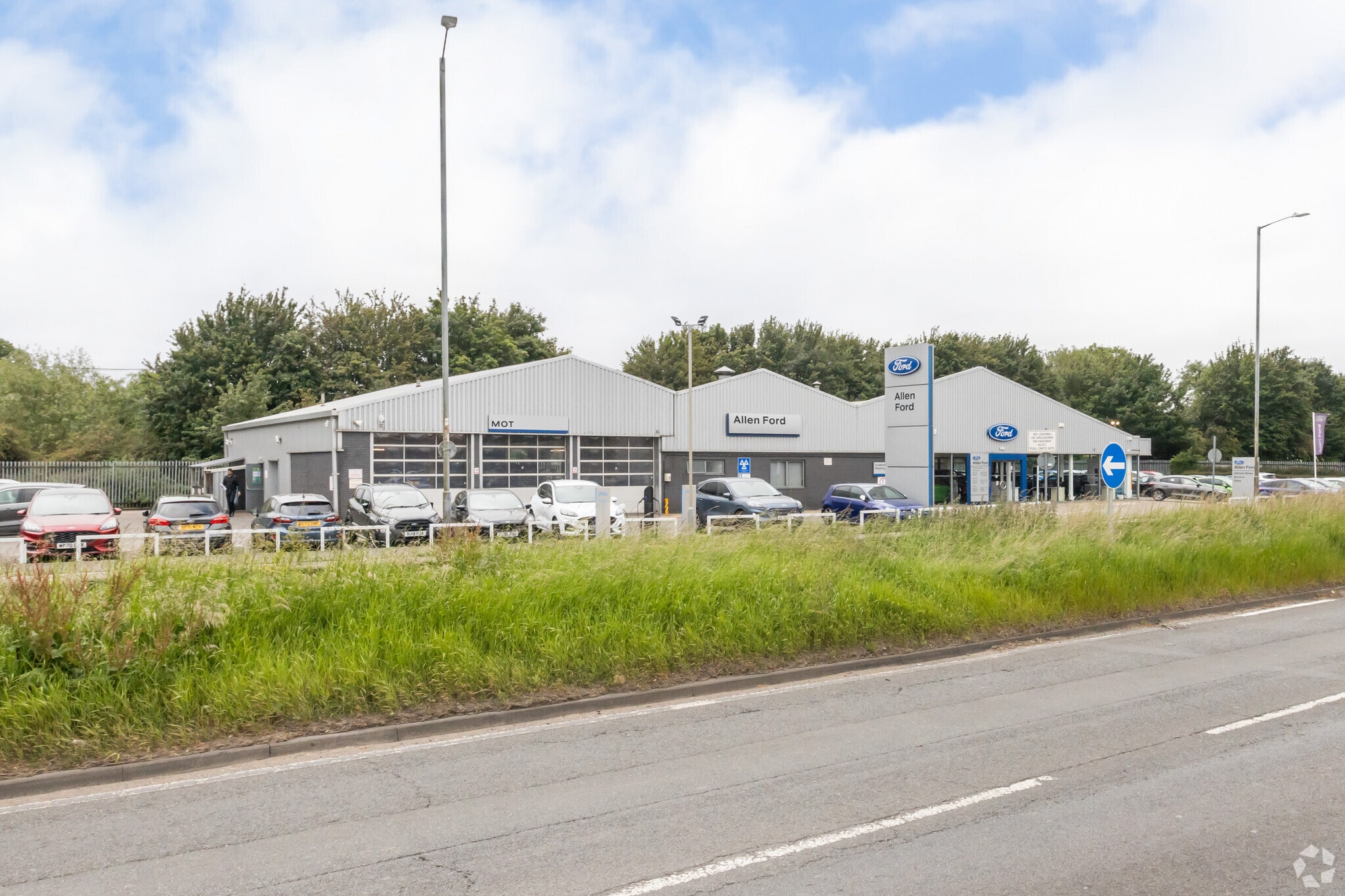 Leicester Rd, Rugby for sale Building Photo- Image 1 of 1