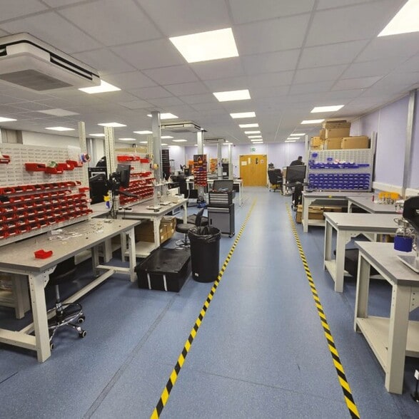 Unit 4 Wharfside Alperton, Wembley for sale - Interior Photo - Image 2 of 4