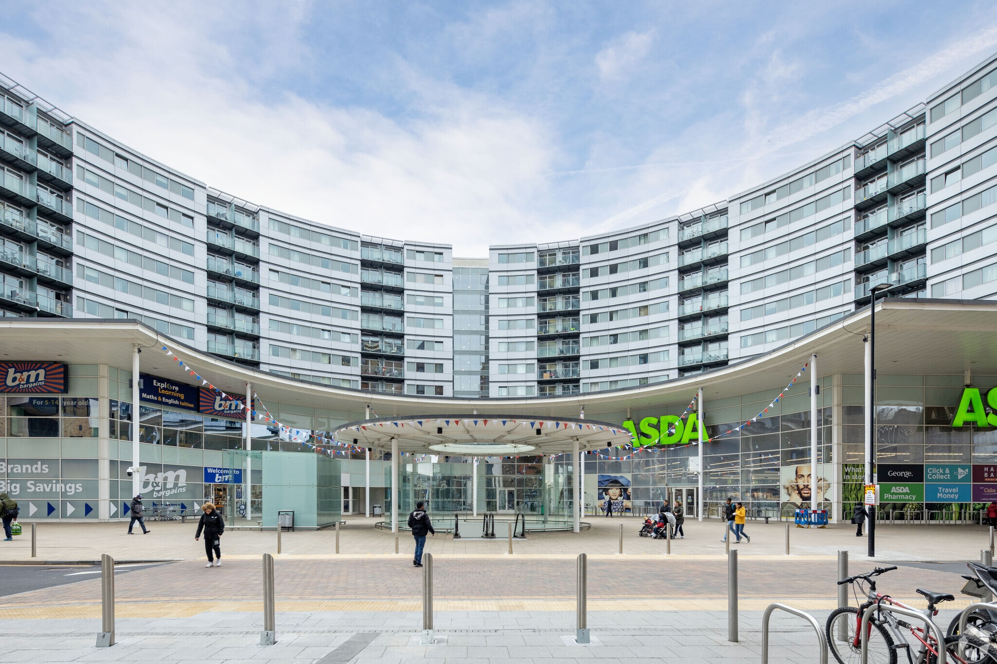 Prince Regent Rd, Hounslow for sale Primary Photo- Image 1 of 1