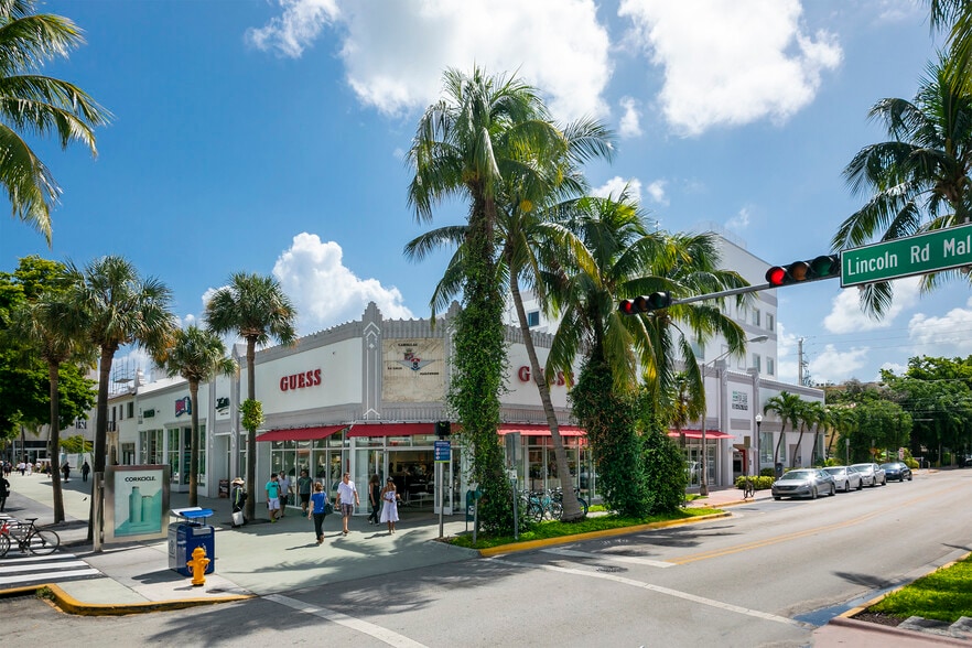 560 Lincoln Rd, Miami Beach, FL for lease - Building Photo - Image 1 of 6