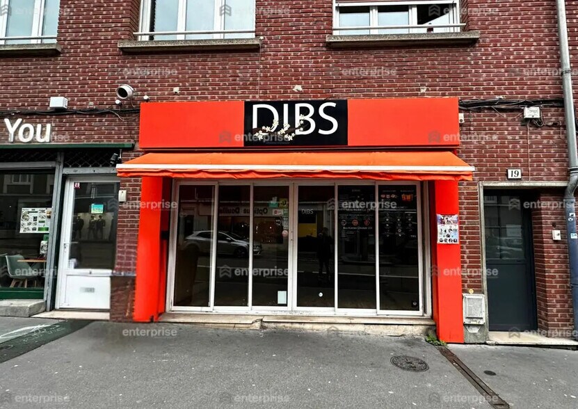 Retail in Amiens for lease - Building Photo - Image 3 of 6