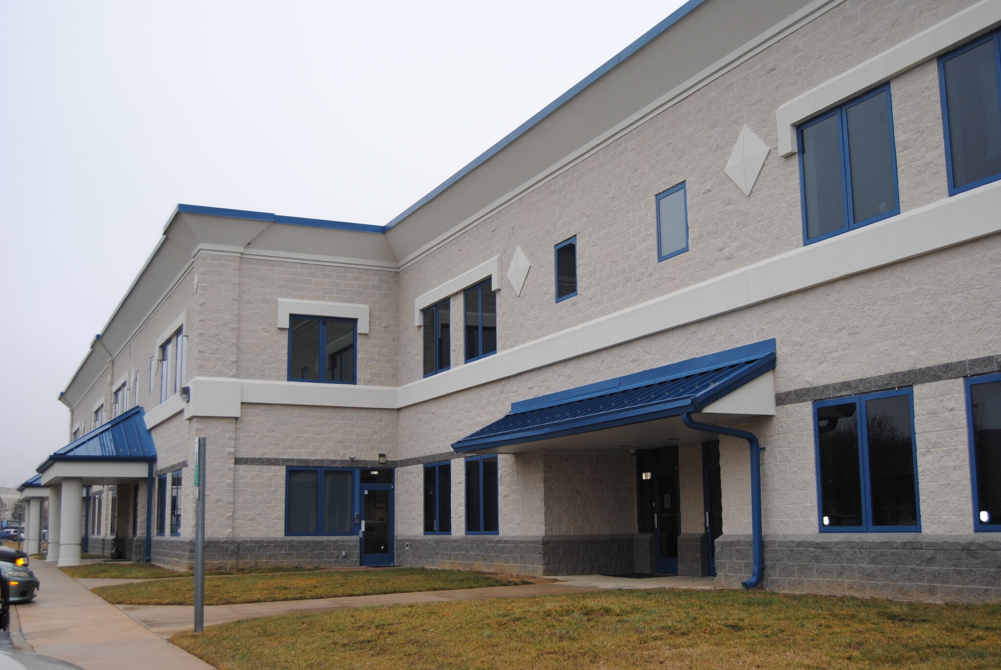 7045-7073 Gateway Ct, Manassas, VA for lease Building Photo- Image 1 of 28
