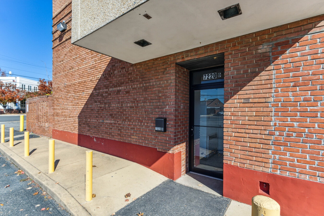 7220 Columbia Pike, Annandale, VA 22003