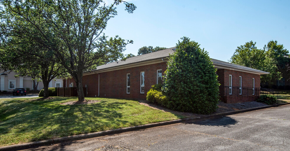 510 S New Hope Dr, Gastonia, NC for lease - Building Photo - Image 2 of 7