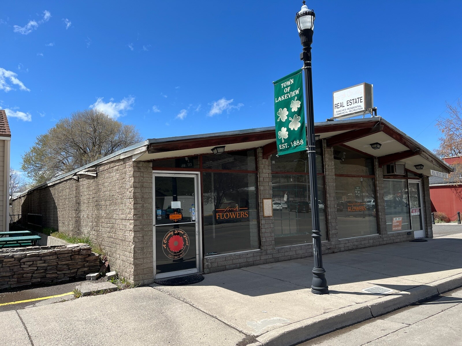 223 N F St, Lakeview, OR for sale Primary Photo- Image 1 of 1