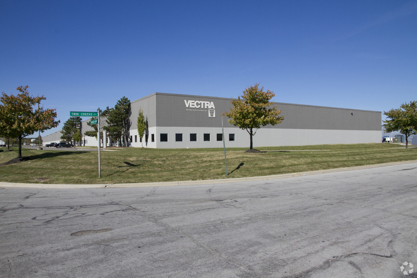 3900-3990 Business Park Dr, Columbus, OH 43204 | LoopNet