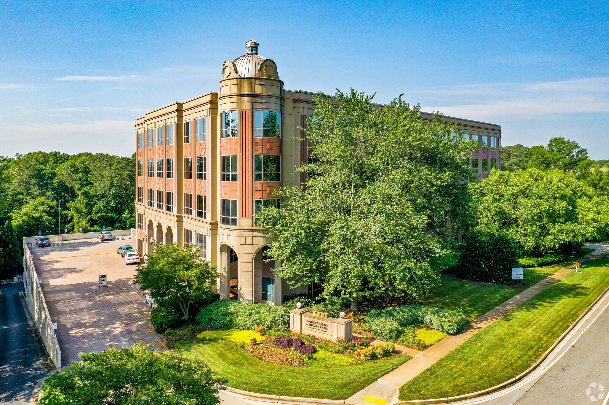 755 Mount Vernon Hwy NE, Atlanta, GA for lease Building Photo- Image 1 of 5