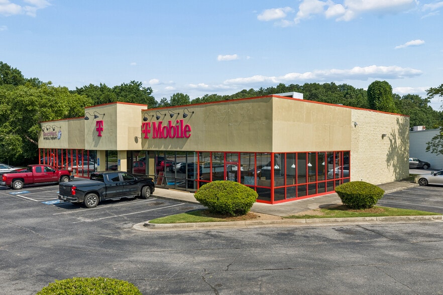 420 Walmart Way, Dahlonega GA - Bar
