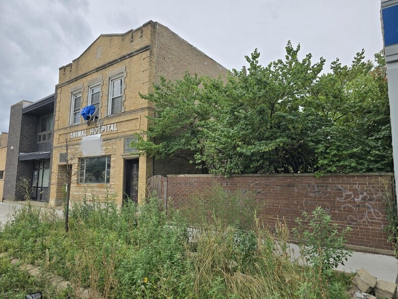 5638 N Western Ave, Chicago, IL for sale - Building Photo - Image 3 of 10