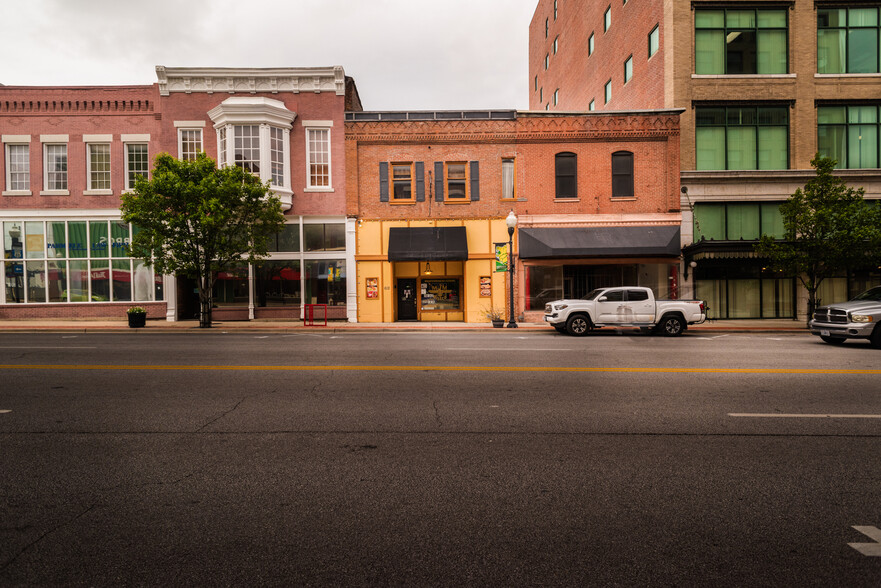 612 S Main St, Joplin, MO for sale - Building Photo - Image 1 of 1