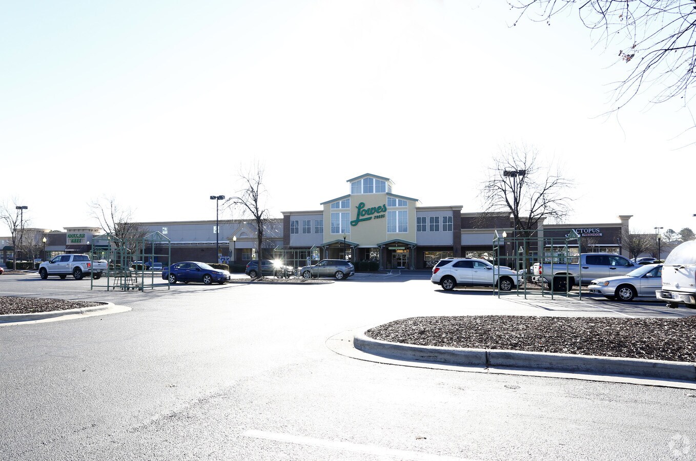 8440 Louisburg Rd, Raleigh, NC 27616