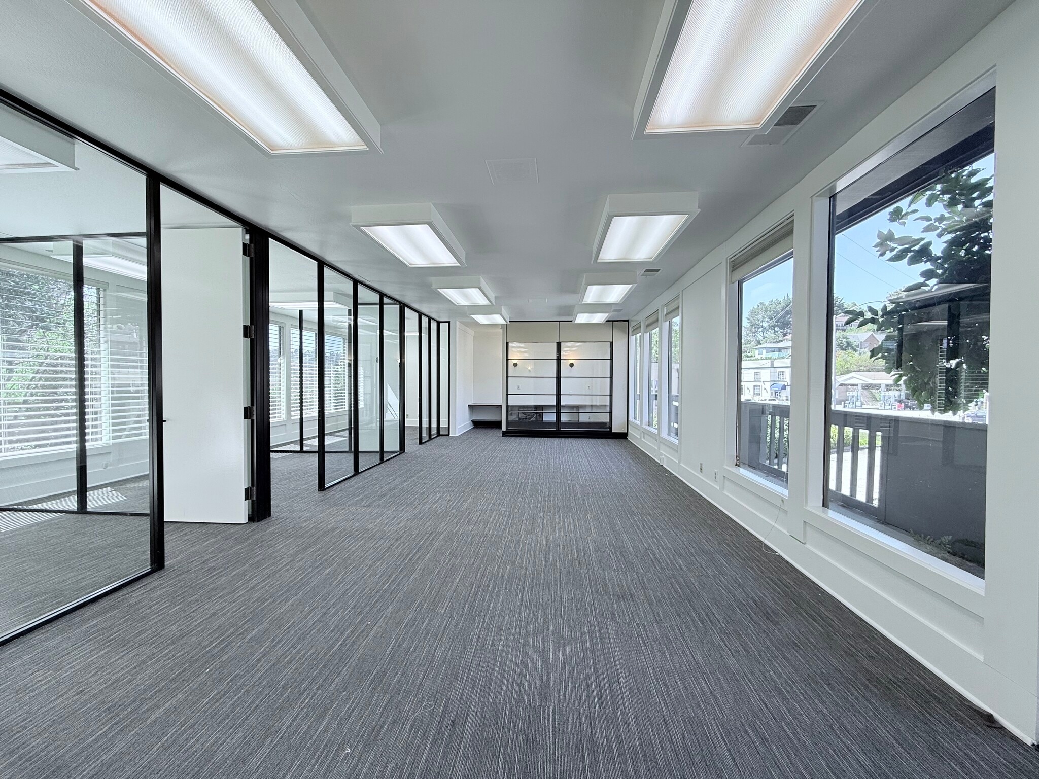 110 Tiburon Blvd, Mill Valley, CA for lease Interior Photo- Image 1 of 14