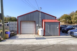 More details for 40 N 4th St, Saint Clair, PA - Retail for Sale